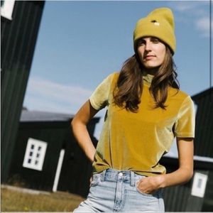 Madewell velvet mockneck tee